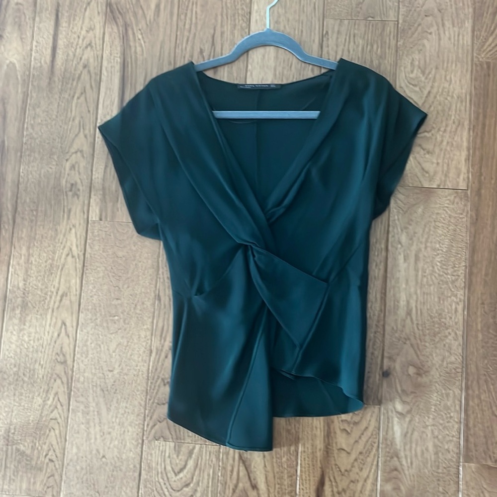 Zara size small emerald green short sleeve top
